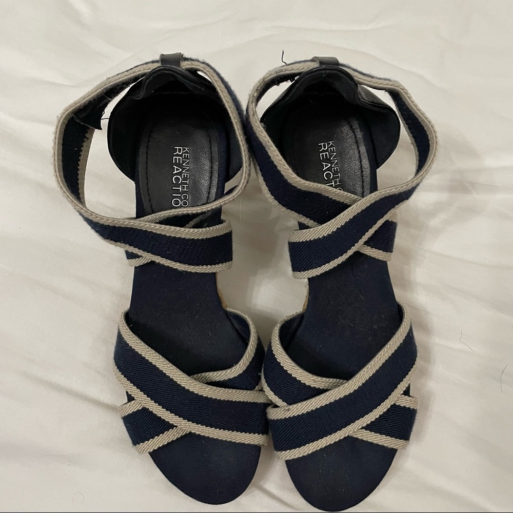 Kenneth Cole Reaction Wedges